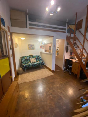 Petit appartement au cœur de PARIS